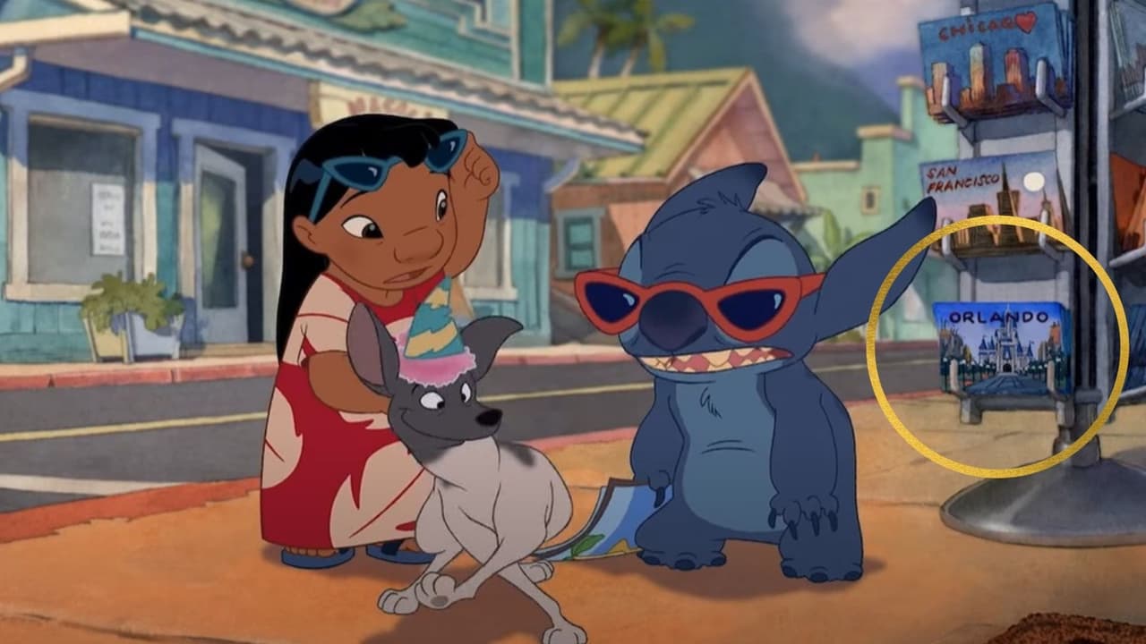 En la cinta de 'Lilo Stich', cuando ambos personajes se encuentran paseando por la isla de Hawái, detrás del extraterrestre azul hay una postal de Orlando, Florida, con la imagen del castillo de Disney World, el cual se encuentra en dicho estado.