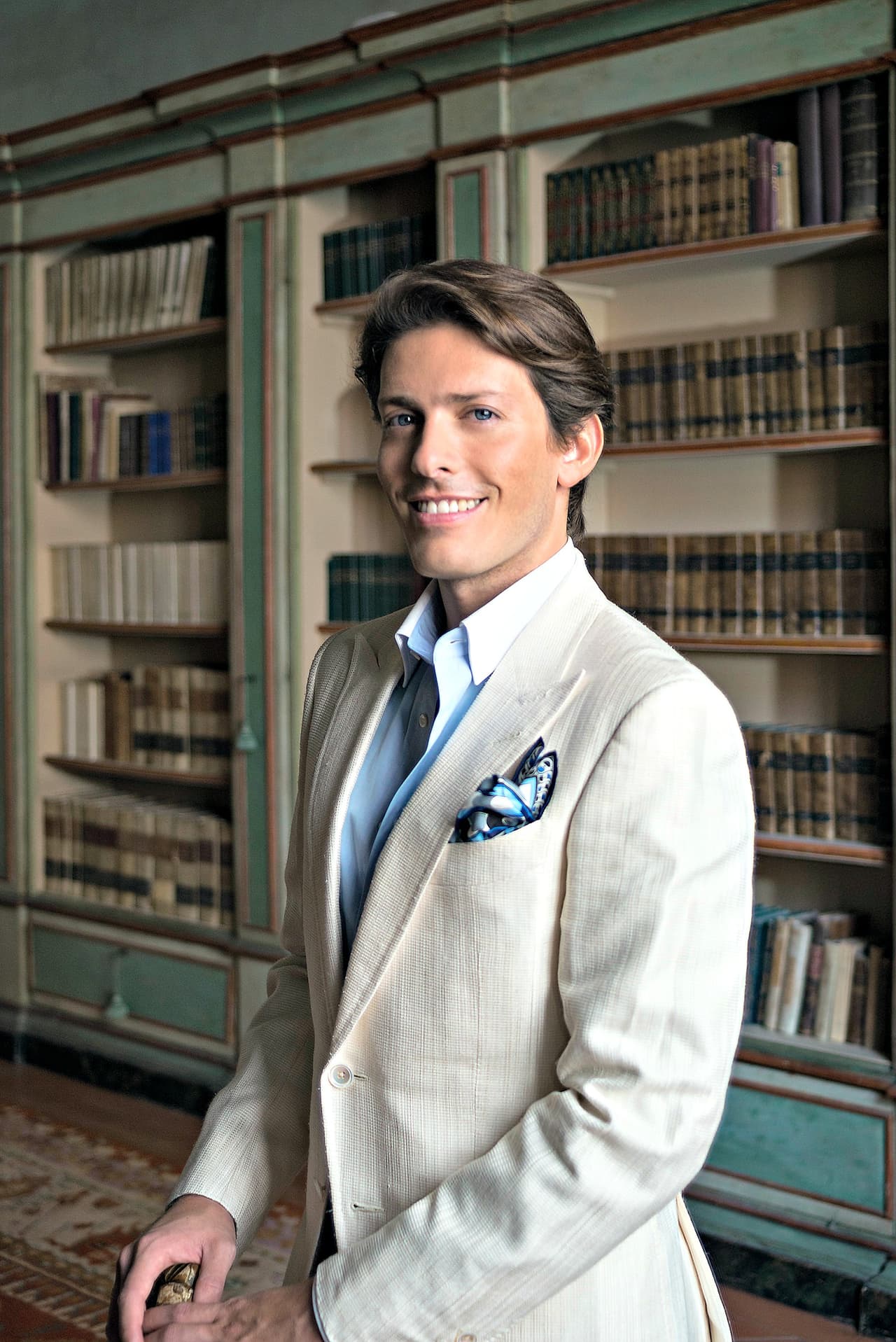 El diseñador de Aquazzura, que trabajó con Ferragamo en esta colección.