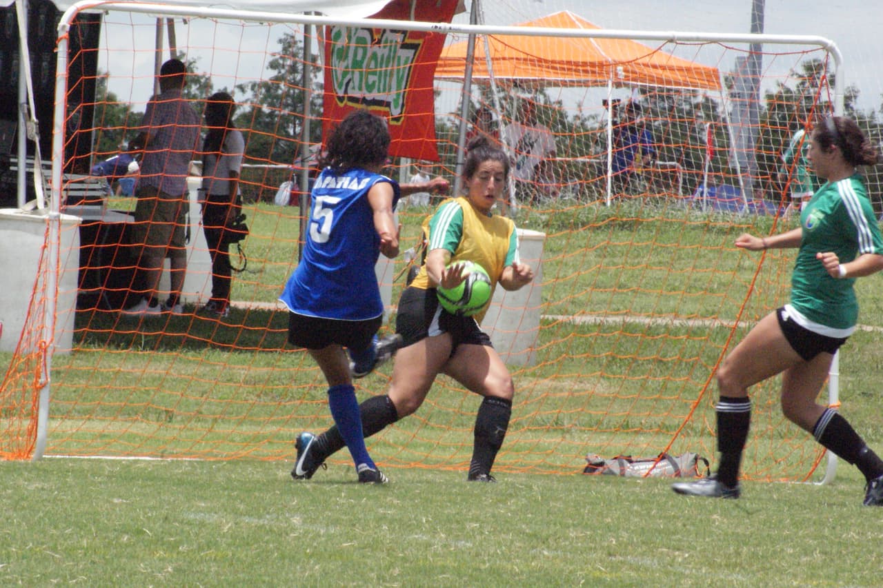 Diversión, comida y mucho futbol, mira lo que ocurrió en Copa Univision Austin.
