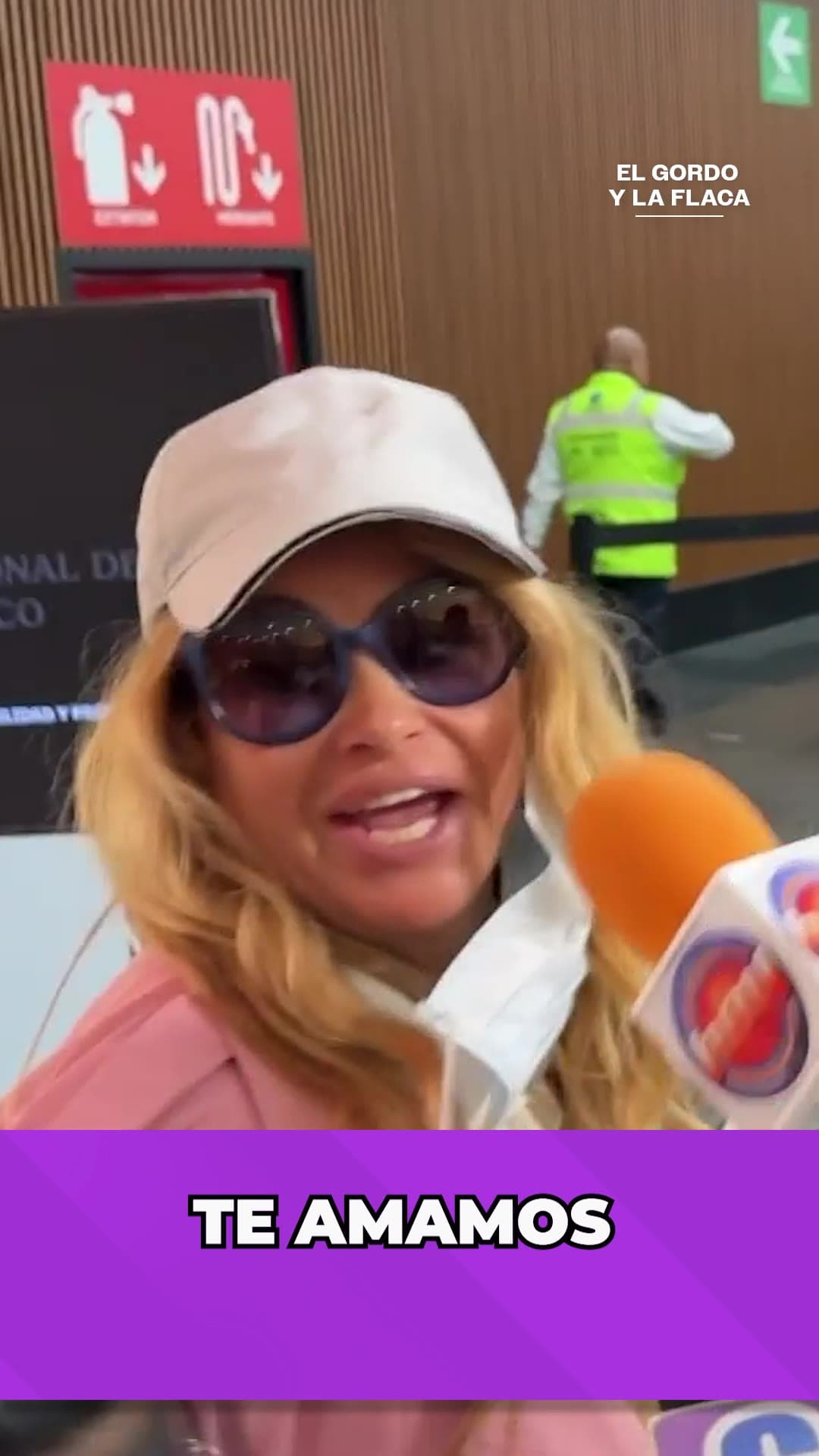 Así reaccionó Paulina Rubio cuando le mencionaron a Colate y el pleito legal por su hijo