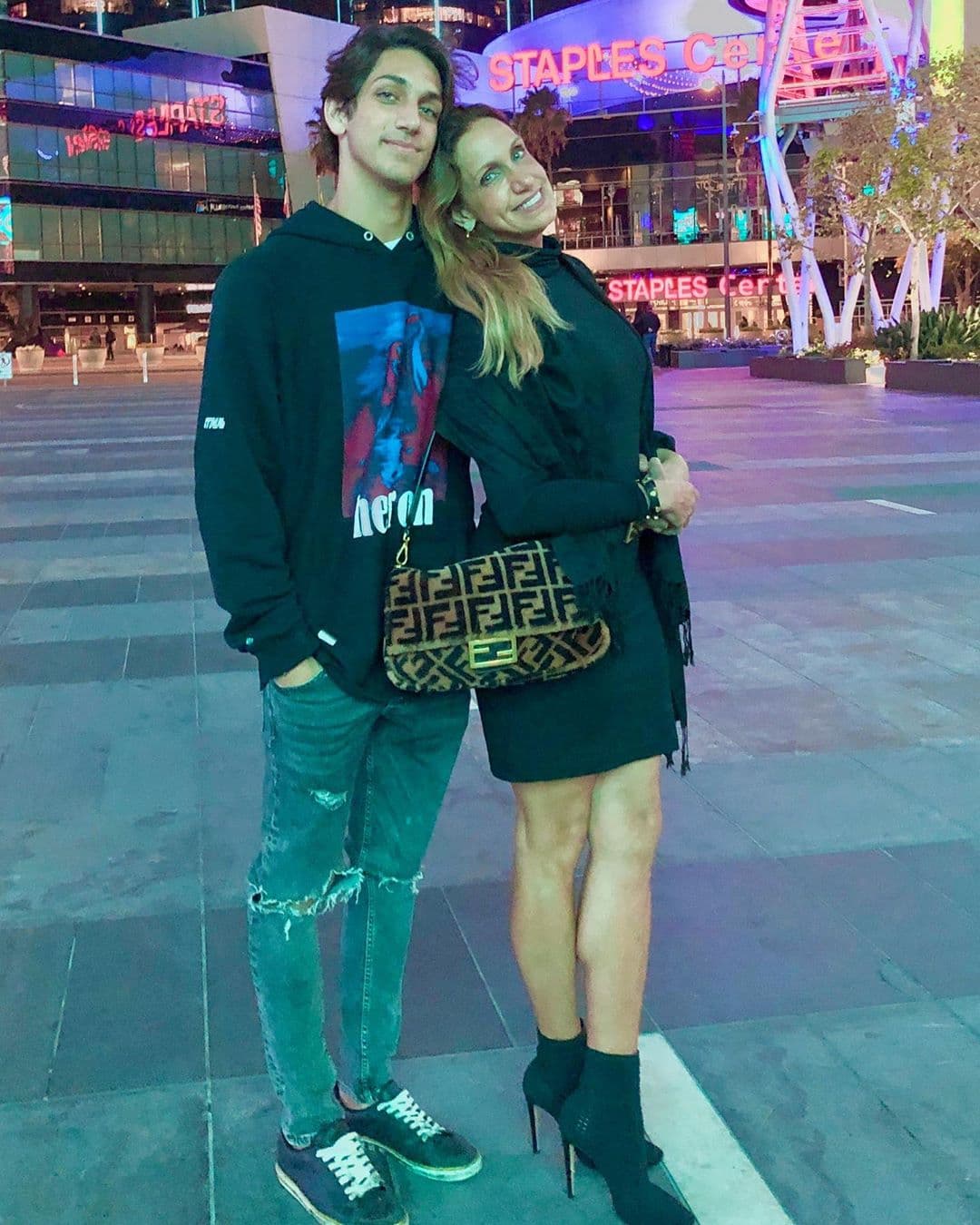 Con Lorenzo, La Flaca ha publicado emotivos momentos. Desde que su hijo se fue a estudiar a California, en varias ocasiones ha comentado en Instagram que lo extraña.