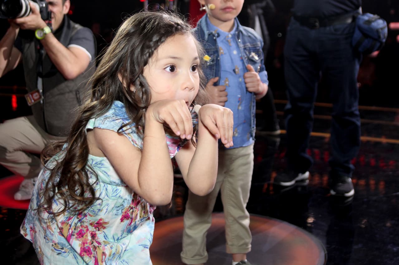 Primero, lo primero: Sarilú regalándonos su mejor imitación de una ardilla.