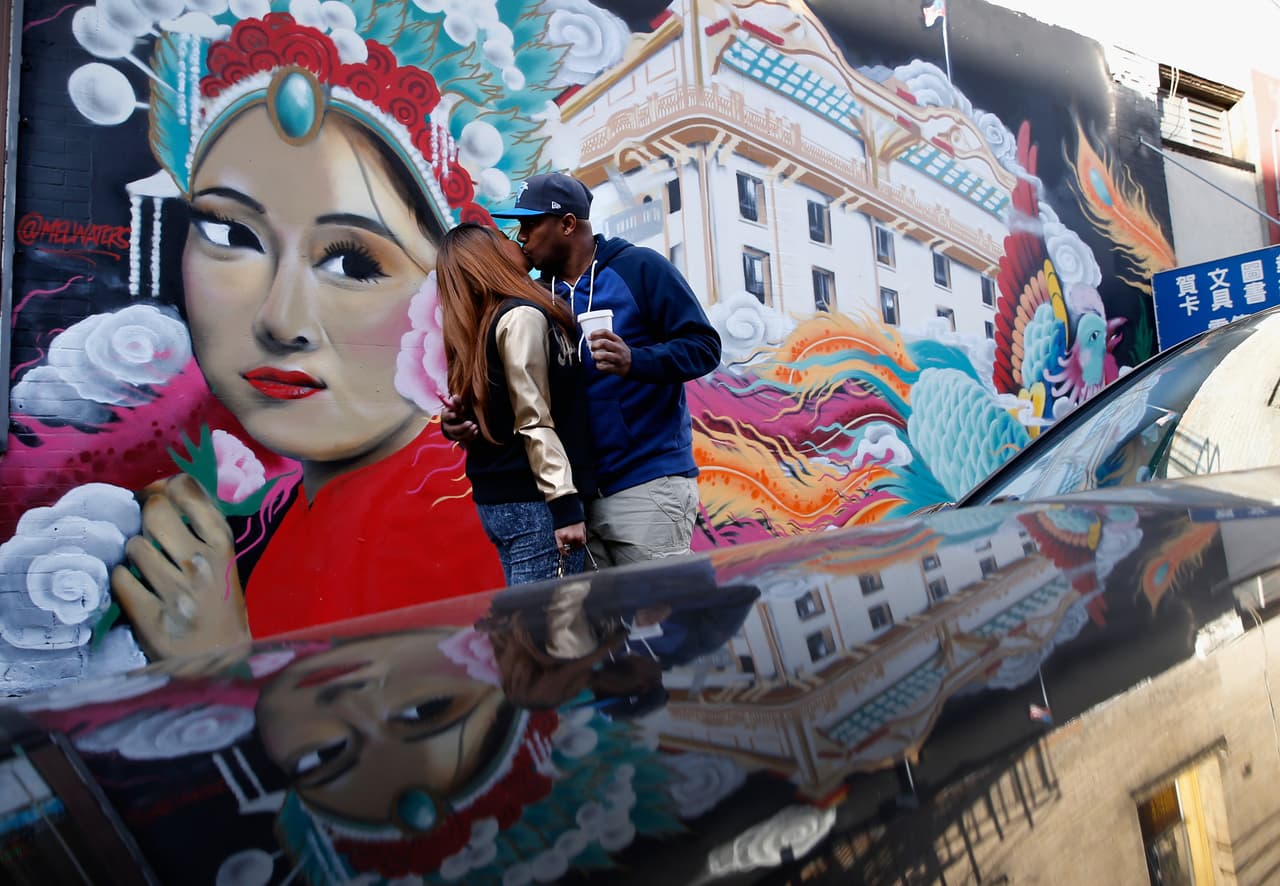 También estará la recién coronada Miss Chinatown Estados Unidos junto con su corte.