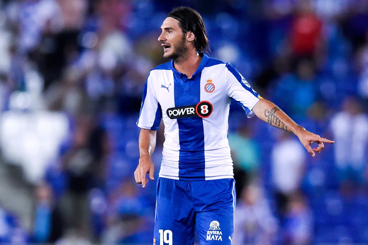 Ahora que si quisieran a alguien que conoce el medio mexicano, el ideal sería Diego Colotto cuyo precio es muy similar de Demichellis con la ventaja de que ya vistió las playeras de Atlas y Tecos en el Fútbol Mexicano.