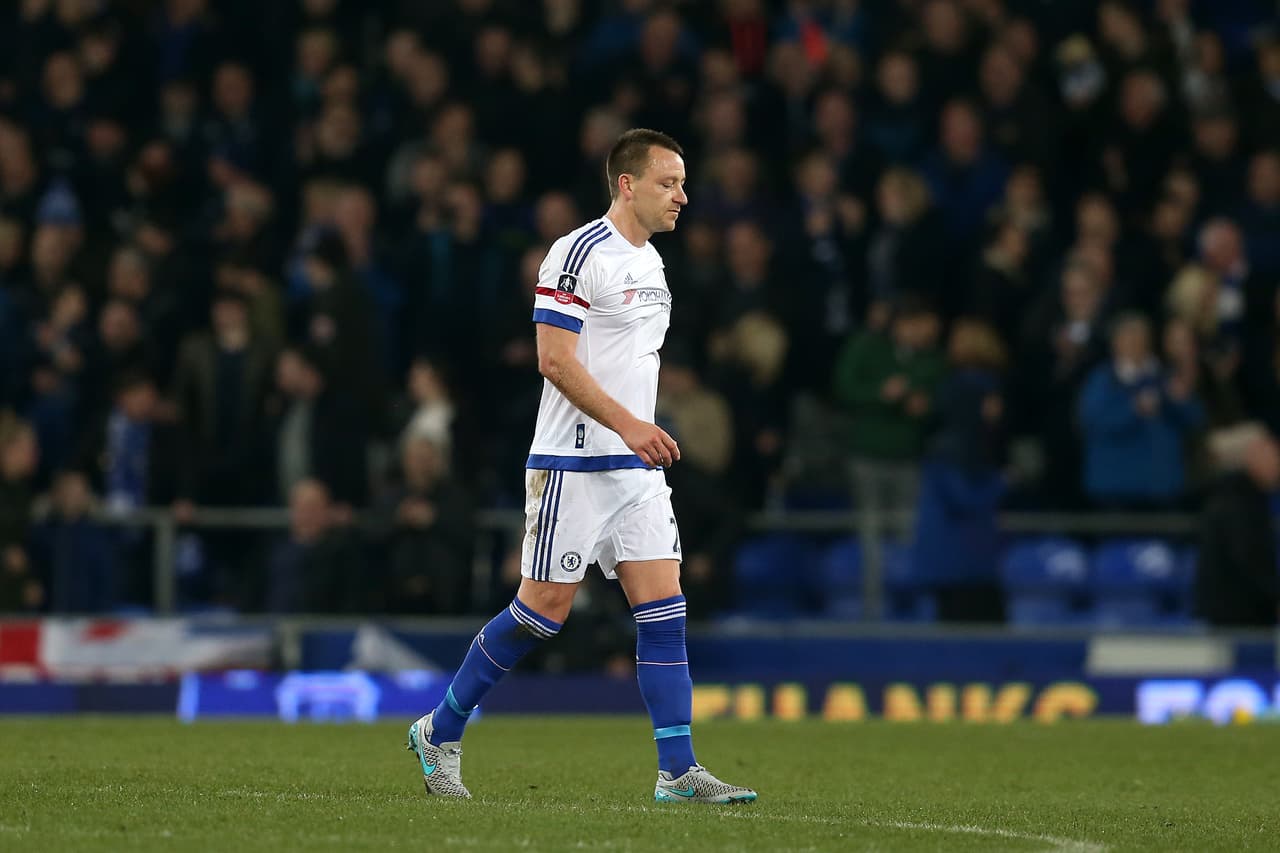 El Puebla también requiere gente que le otorgue solvencia en la zona baja y para ello podría pensar en llevar a su plantel al británico John Terry tasado en cuatro millones y que sin duda sería de gran ayuda en la central.