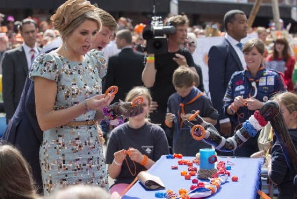 la Casa Real ha hecho un esfuerzo por “neutralizar a Máxima”, remarcando que el trono recae solamente sobre su esposo, estimó un analista.