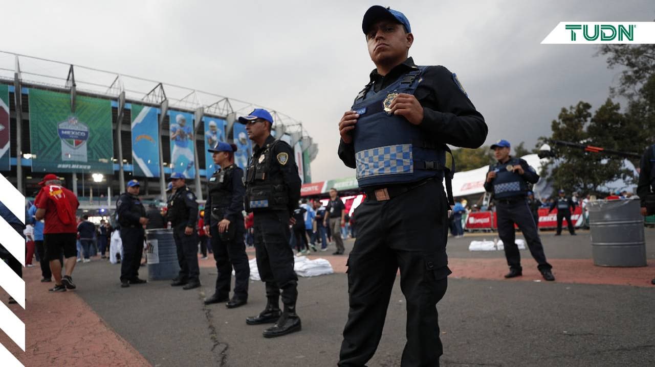 Asaltan a fans de la NFL al salir del Estadio Azteca