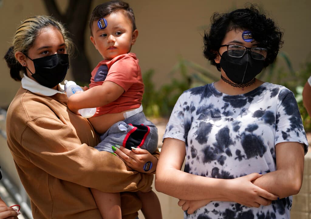 El año pasado, por ejemplo, casi 25 millones de trabajadores y familias elegibles recibieron más de $60 mil millones de dólares en EITC.