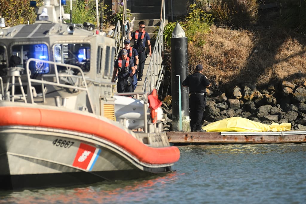 Sí se informó que el hombre fallecido fue rescatado del agua con vida, pero en condición crítica. Aunque se le aplicaron técnicas de reanimación cardiopulmonar, falleció en cuestión de minutos.