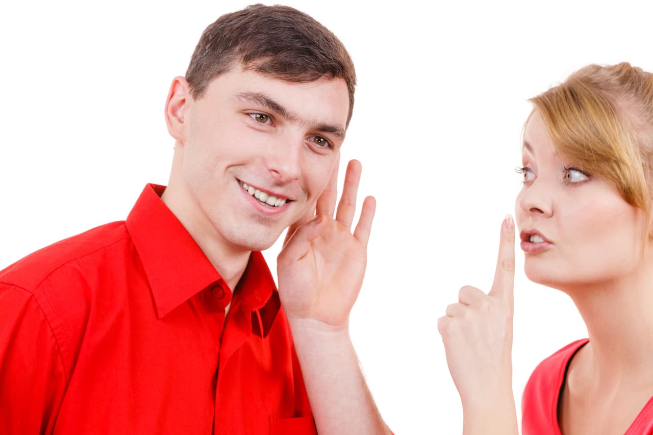 Este es un tiempo de inquietudes para el Mono pues se acerca el comienzo de tu año en el mes de febrero. ¡Será como suele decirse “fuera de serie”! Un amigo te confiará un secreto que debes guardar porque podría comprometer tu relación actual. No te conviene divulgar algo ajeno a tu pareja porque en estos momentos no sería procedente y terminarías creando fricciones en tu relación.