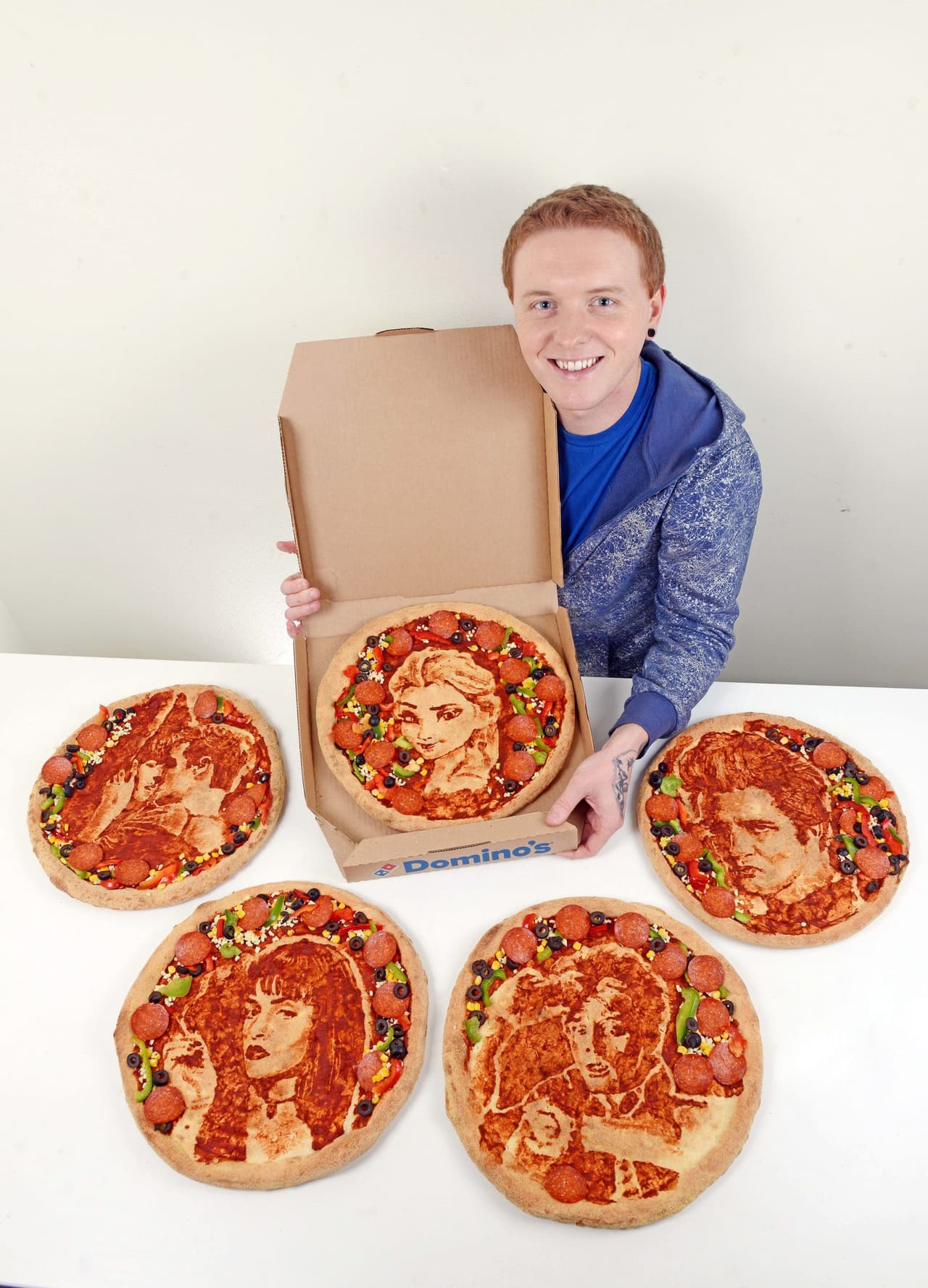 Los personajes de films de los últimos 30 años se encuentran en estas increíbles obras de pizza.