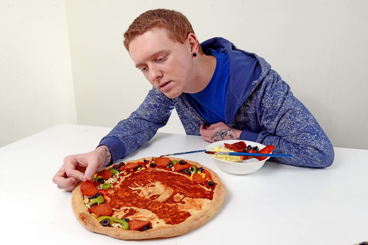 Así que unió sus dos pasiones para crear estas obras gastronómicas.