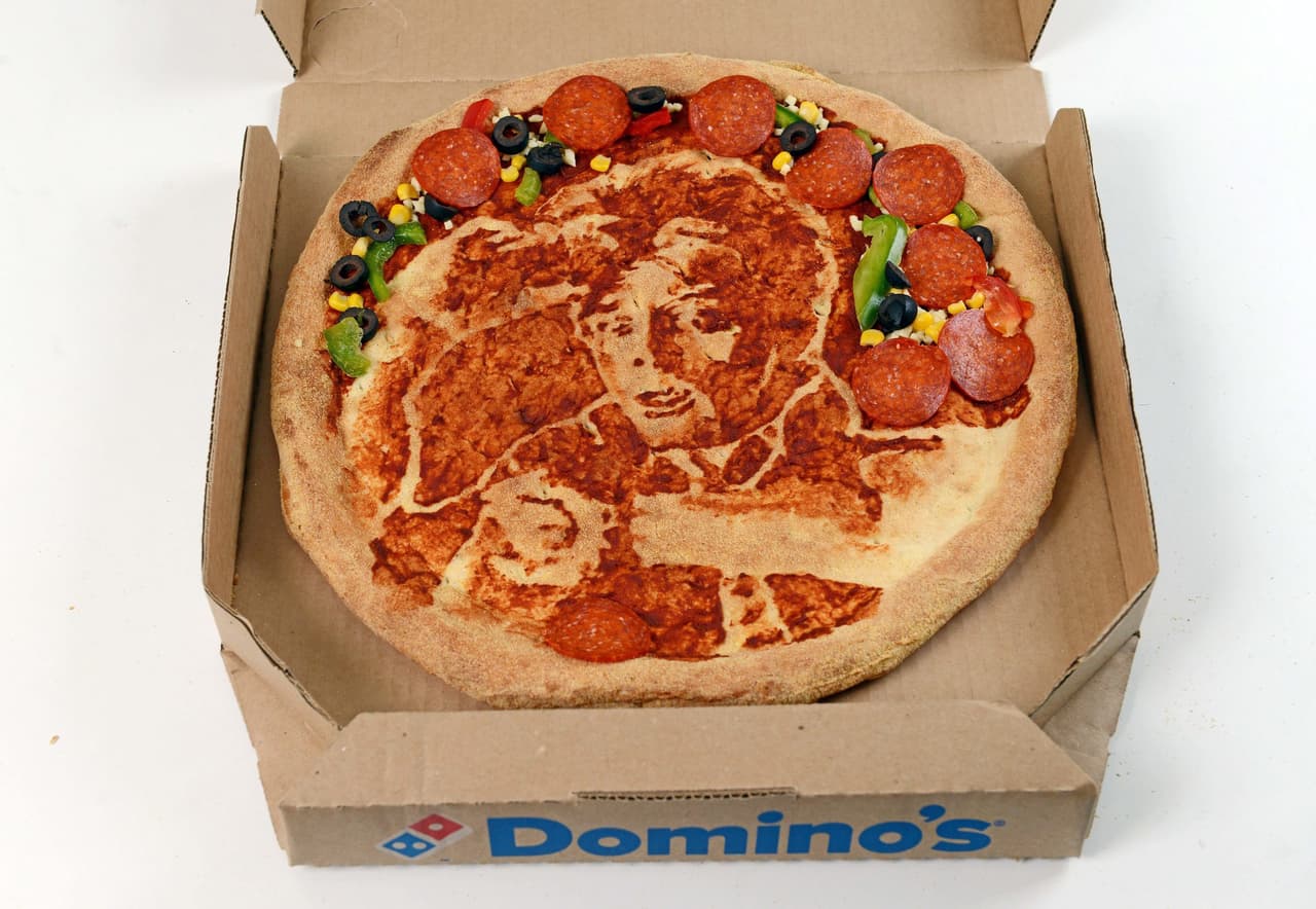 ¿No te encantaría darle una mordida a Marty McFly?