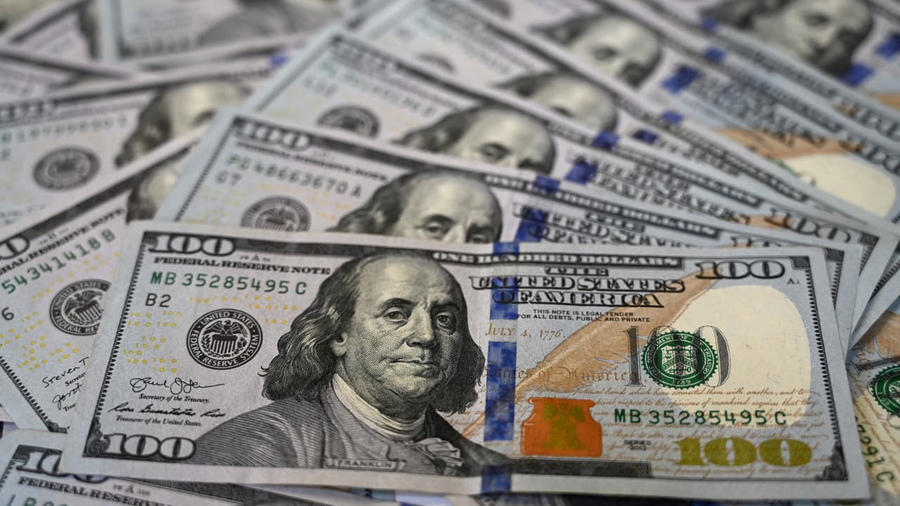 Controversia en Miami-Dade: alertan sobre unos supuestos sobrepagos a empleados del condado