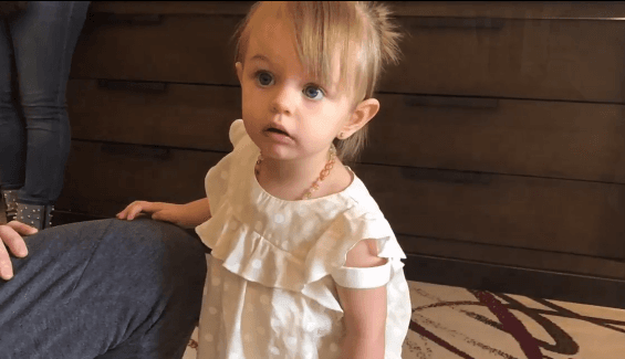 El tiempo no se detiene y muestra de ello es ver a Kailani de pie.