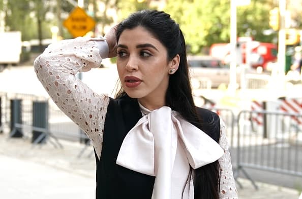 A pesar de ser la esposa del excapo del Cártel de Sinaloa, ella no lo puede visitar, ese es un lujo que tan solo tienen sus dos hijas pequeñas.