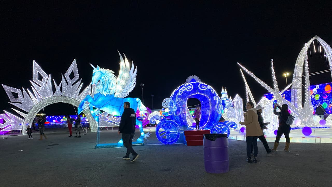 <b>The Ice:</b> Adéntrate en el país de las maravillas invernales en la sección donde te esperan las Ice Sisters.