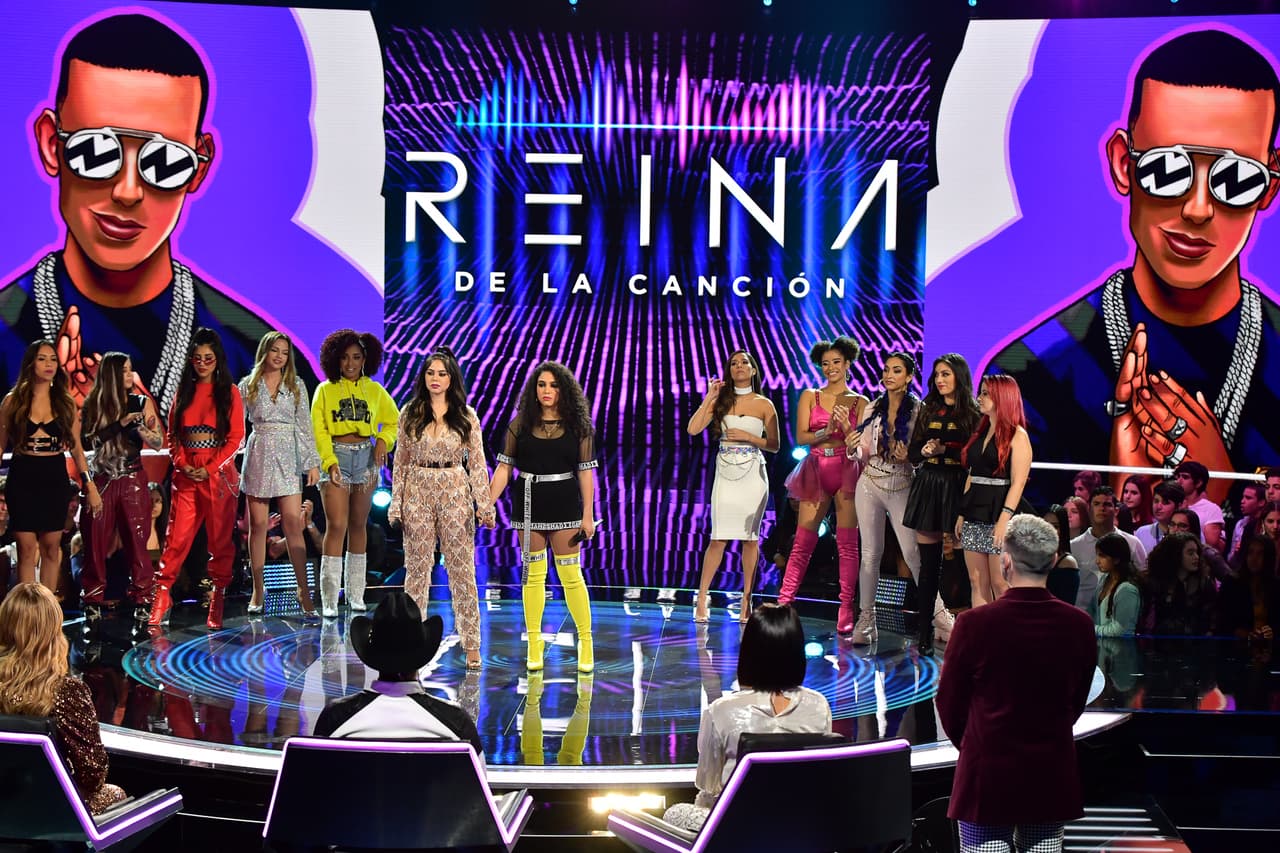 <a href="https://www.univision.com/shows/reina-de-la-cancion/te-decimos-como-puedes-votar-por-tu-participante-favorita-de-reina-de-la-cancion" target="_blank">Aquí te decimos cómo puedes votar por Jessica o Gemaliz</a>. 
<a href="https://www.univision.com/conecta-east" target="_blank">Clic aquí para votar</a>.