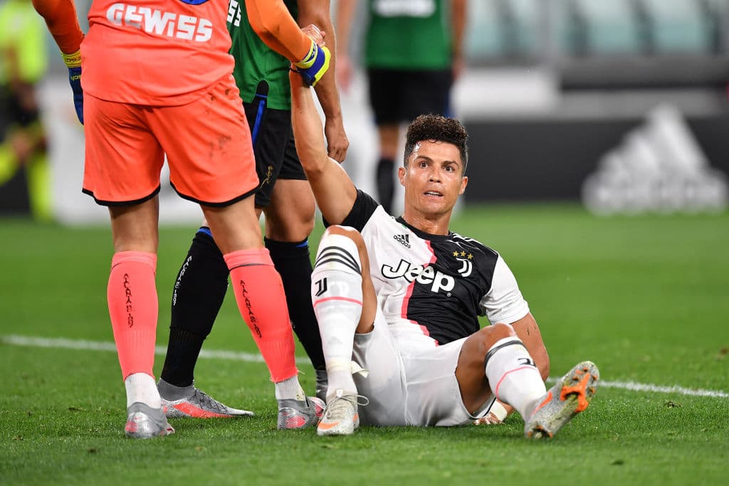 Con dos goles de CR7, Juventus empató en casa con Atalanta | Dos penales para Juventus permitieron que el marcador terminara 2-2; Roma goleó al Brescia y más de la Serie A.