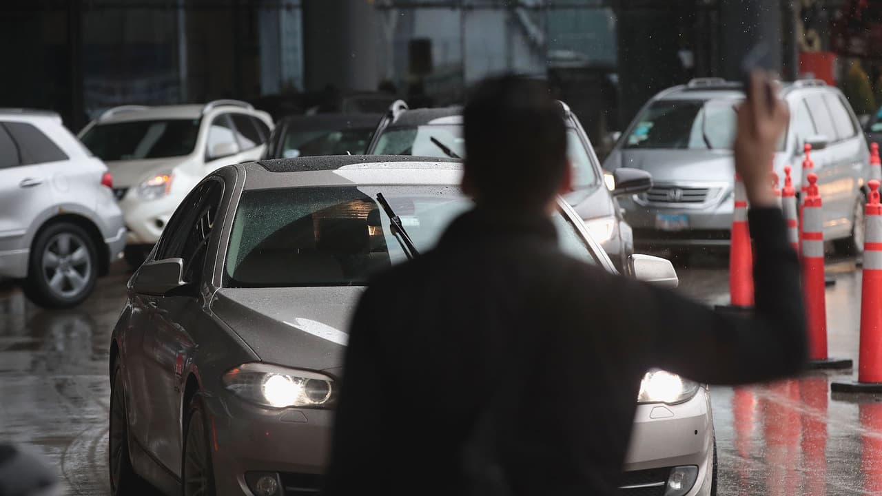 Usar los servicios Uber y Lyft en Chicago ahora es más caro