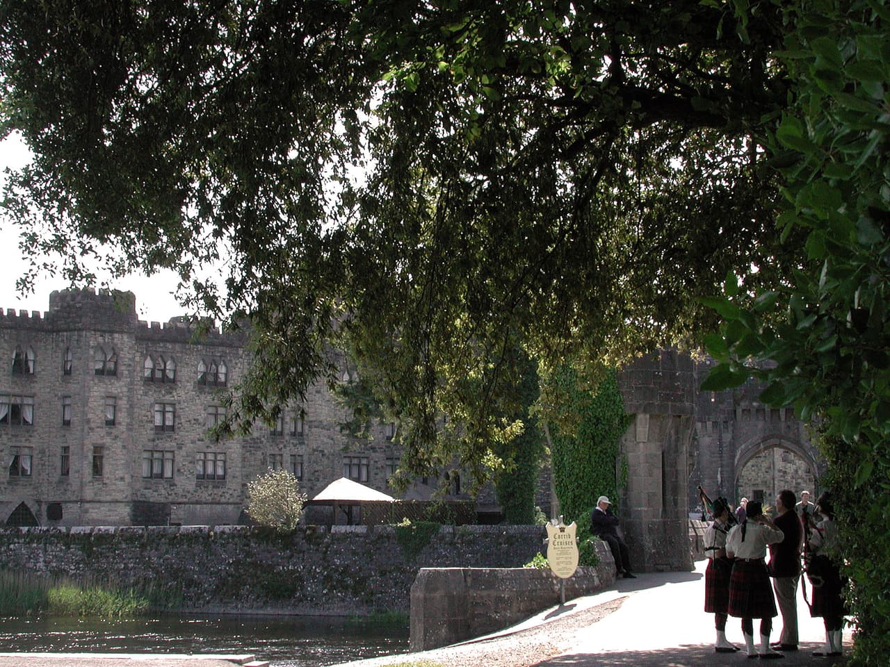 El 14 de junio 
<b><a href="https://www.univision.com/shows/despierta-america/la-reina-isabel-concede-un-privilegio-a-meghan-markle-que-ni-el-principe-harry-ni-william-han-podido-tener-video">viajará sola</a></b> en el tren real con la abuela de su esposo, la 
<b>Reina Isabel II</b>, una experiencia de la que ni siquiera han gozado los príncipes William y Harry.