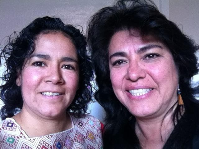 Lol Kin, en su cumpleaños 39, con y Judith.