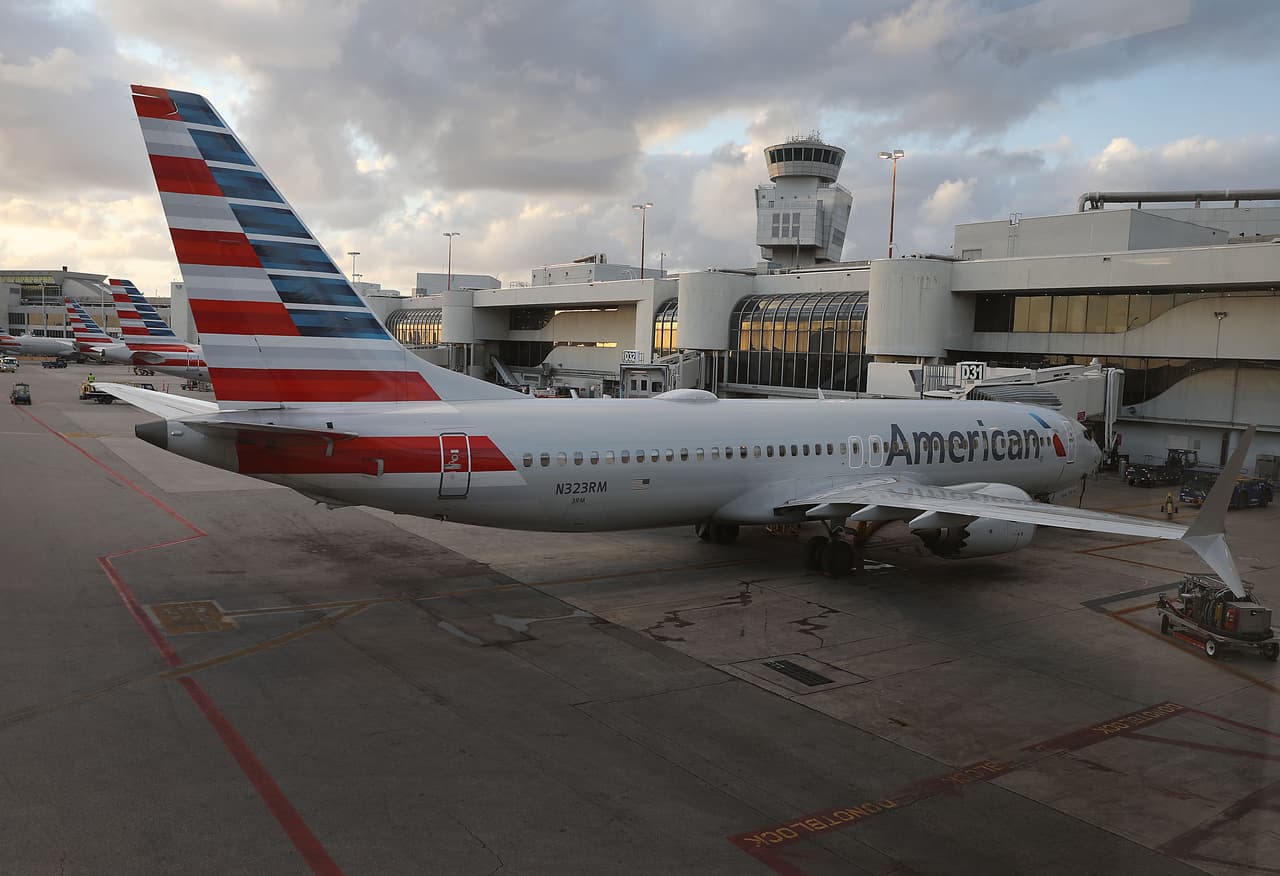 Un avión American Airlines modelo Boeing 737 Max en el aeropuerto Internacional de Miami.