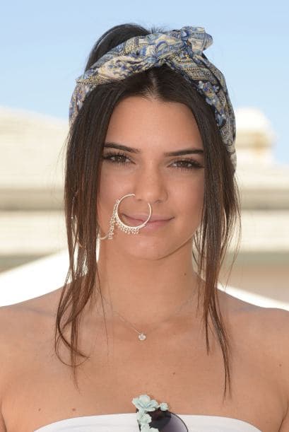 Pero lo que más llamó la atención fue su horrenda argolla en la nariz. Mira aquí los videos más chismosos.