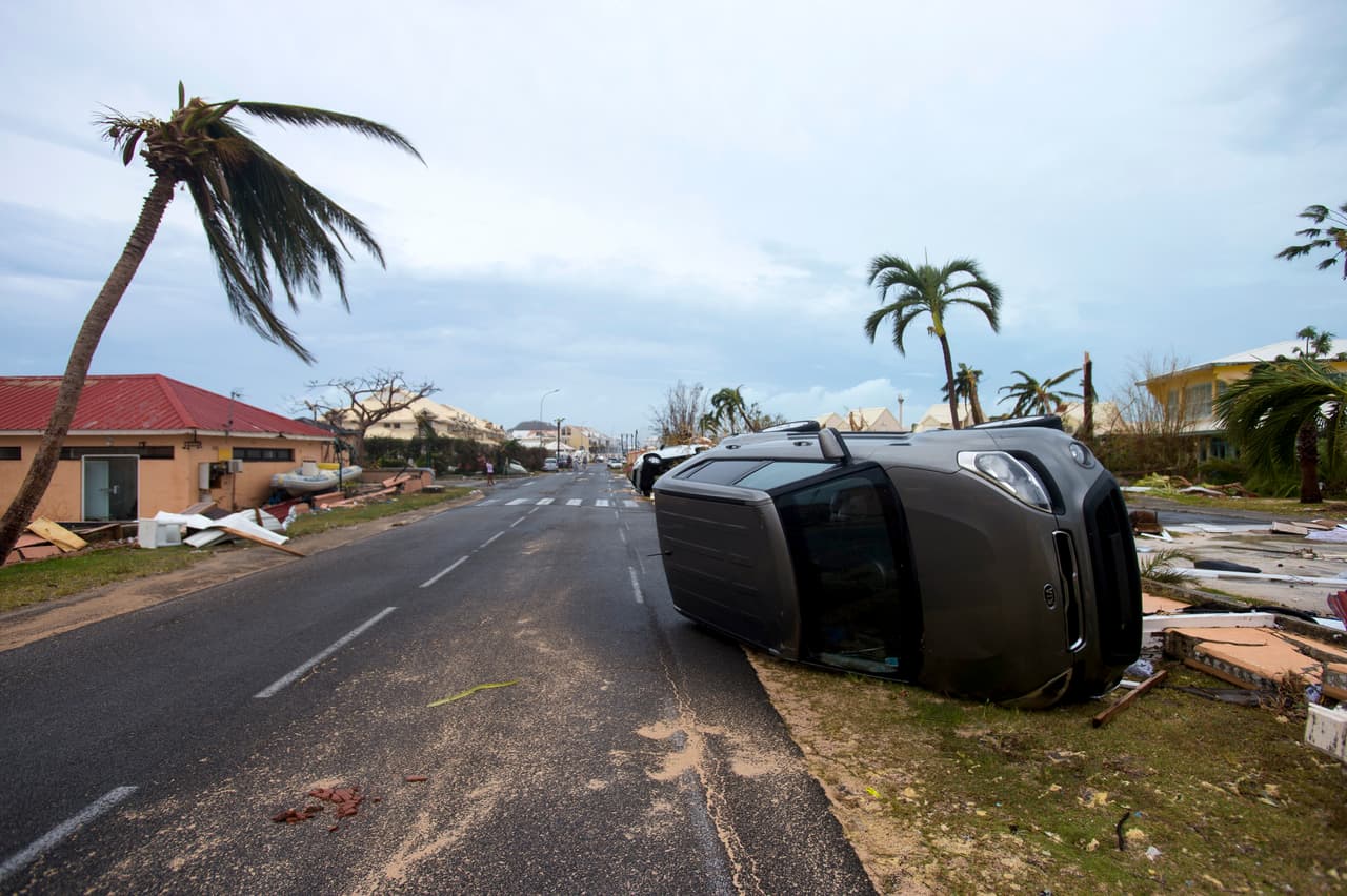 En video: esta es la destrucción que un huracán categoría 5 puede causar
