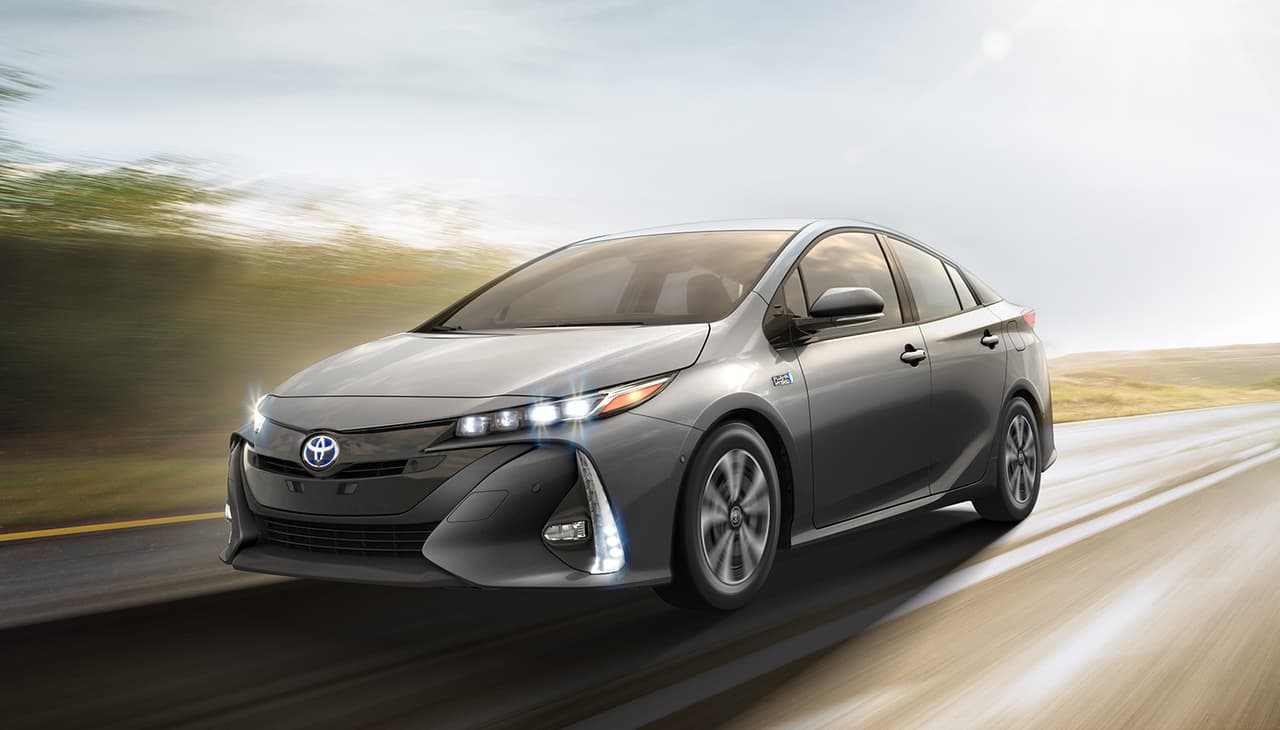 El Toyota Prius Prime presenta una novedad que lo distingue claramente de su antecesor: una batería mucho más capaz que cualquier otra de las anteriores.