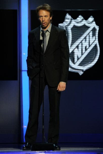 JERRY BRUCKHEIMER- El productor estadounidense, reconocido mundialmente por su trabajo en las cintas de "Piratas del Caribe" ganó en sólo un año $113 millones.