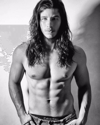 El proyecto más reciente de Ricky es la serie ‘La tierra prometida’.