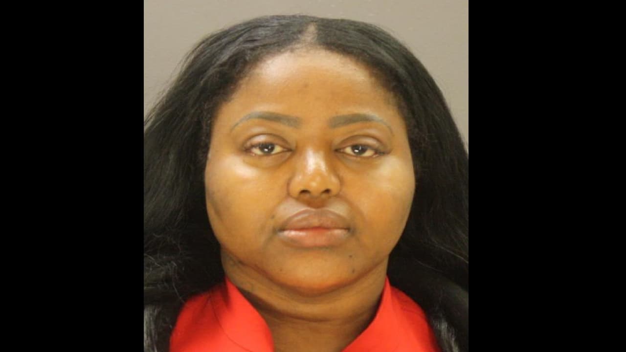 Condenan a 60 años de cárcel a una esteticista en Texas por la muerte de una cliente a quien inyectó silicona en los glúteos