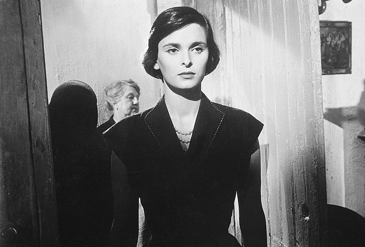 De acuerdo con la base de datos de 
<b><a href="https://www.imdb.com/name/nm0098393/" target="_blank">IMDB</a></b>, la actriz participó en por lo menos 59 proyectos actorales de televisión y cine. La última ocasión que apareció en pantalla fue en la cinta 
<b><a href="https://www.youtube.com/watch?v=qjhqZlizQZw" target="_blank">'Alfonsina y el mar'</a></b> del año 2013, dirigida por David Sordella. 
<br>