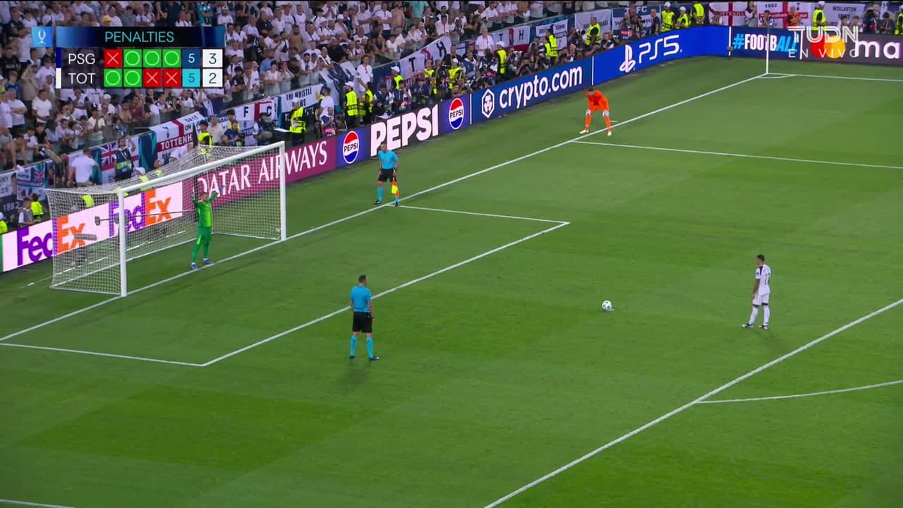 ¡GOL!  anota para Tottenham Hotspur. Pedro Porro