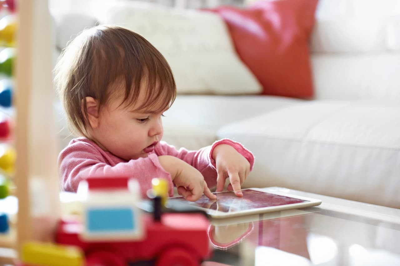 En el área de Houston 
<a href="https://www.wrksolutions.com/for-individuals/financial-aid/financial-assistance-for-child-care" target="_blank">puedes consultar aquí</a> o llamar al 211.