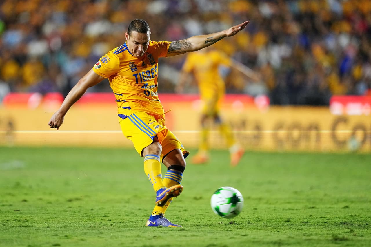 El polivalente futbolista mexicano Jesús Dueñas se fue de Tigres tras disputar toda su carrera ahí para reforzar a FC Juárez.