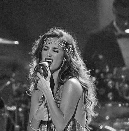 Anahí hizo lo mismo y tuvo una carrera llena de mucho éxito.