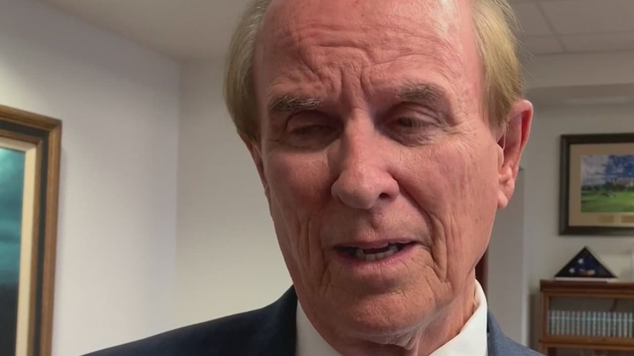 Nelson Wolff, juez del condado de Bexar, da positivo por covid-19