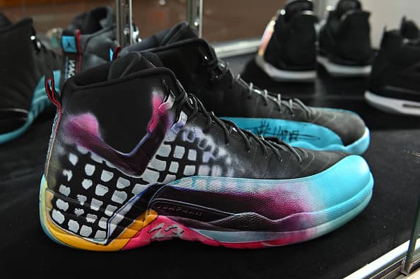 El coleccionista señaló que pretende exponer
<b> los zapatos deportivos en su museo de autos en la ciudad de Toronto</b>, en Canadá.
<br>