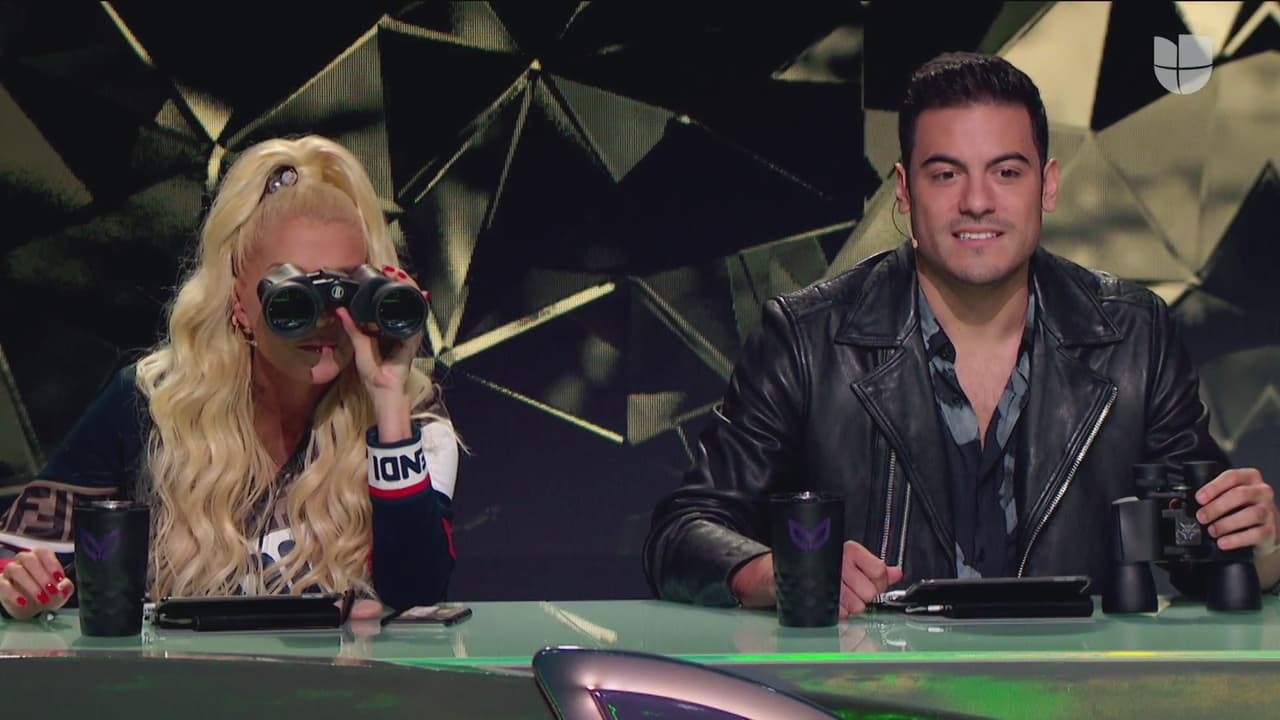 Los investigadores se pusieron muy atentos en este nuevo capítulo y no se les pasó ningún detalle para obtener el mayor número de pistas y descubrir a la celebridad bajo la máscara.