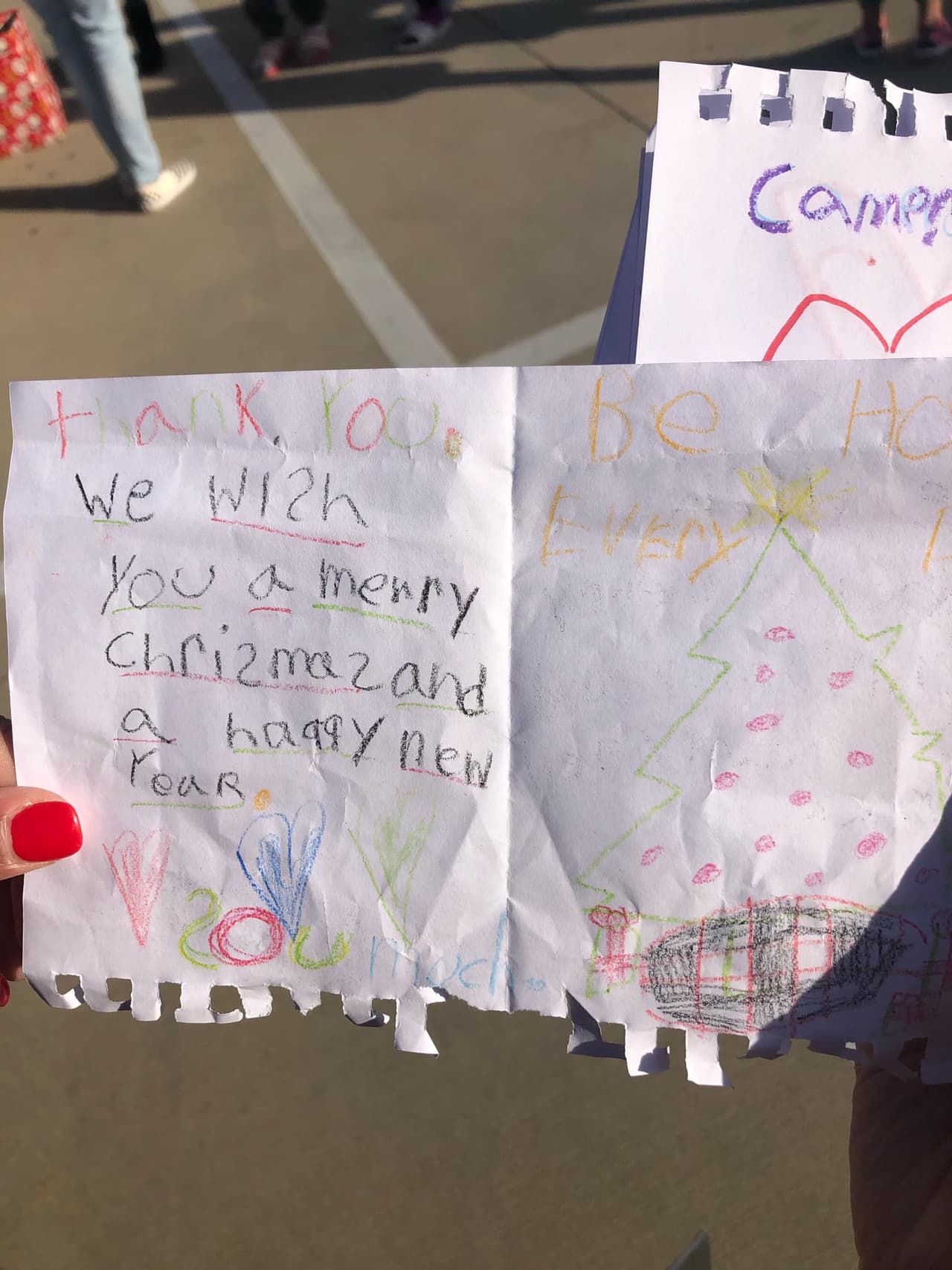 Los oficiales del Departamento de Policía de Haltom City también decidieron apoyar a Cameron.
<br>