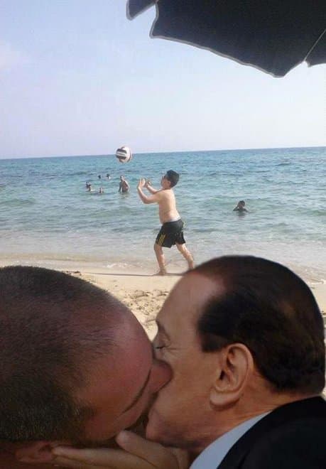 Este hombre se tomó esta foto en unas vacaciones con su novia y la subió a Reddit pidiendo ayuda para remover al niño en el background. Así reaccionó el Internet...