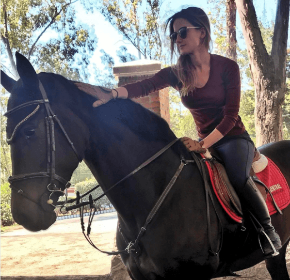 Altair siempre ha tratado de mantener su vida privada alejada de los medios, por lo que de 2014 a la fecha, la última pareja que se le conoció a la actriz ha sido Alejandro Ruiz.