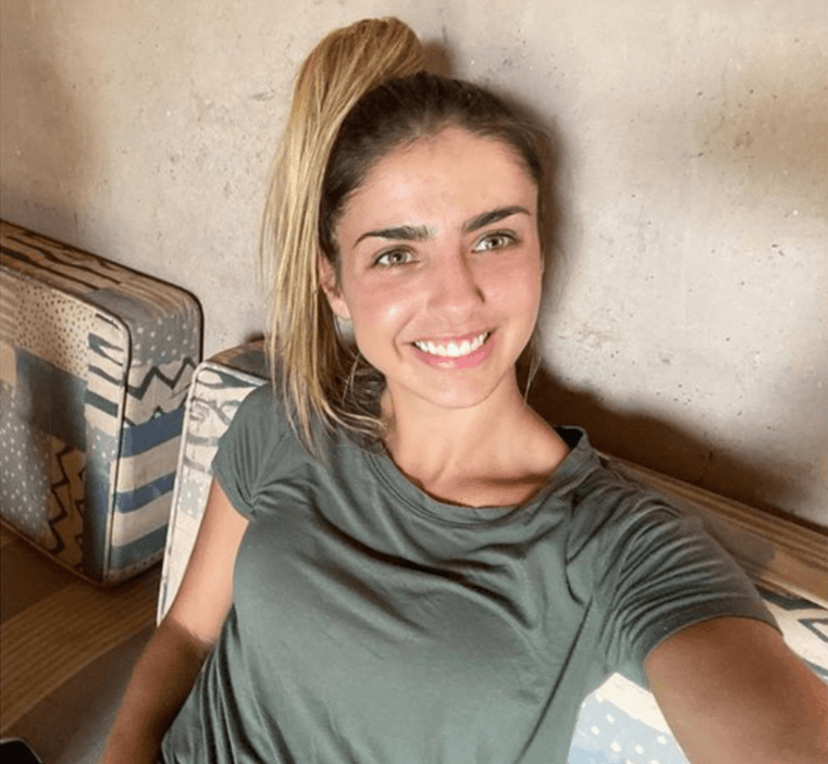 “Y también pensé: ‘Si quiero tener una hija, no le voy a enseñar a que tiene que tener chichis’. Y seguramente va a nacer plana porque [yo estoy así]”, agregó.