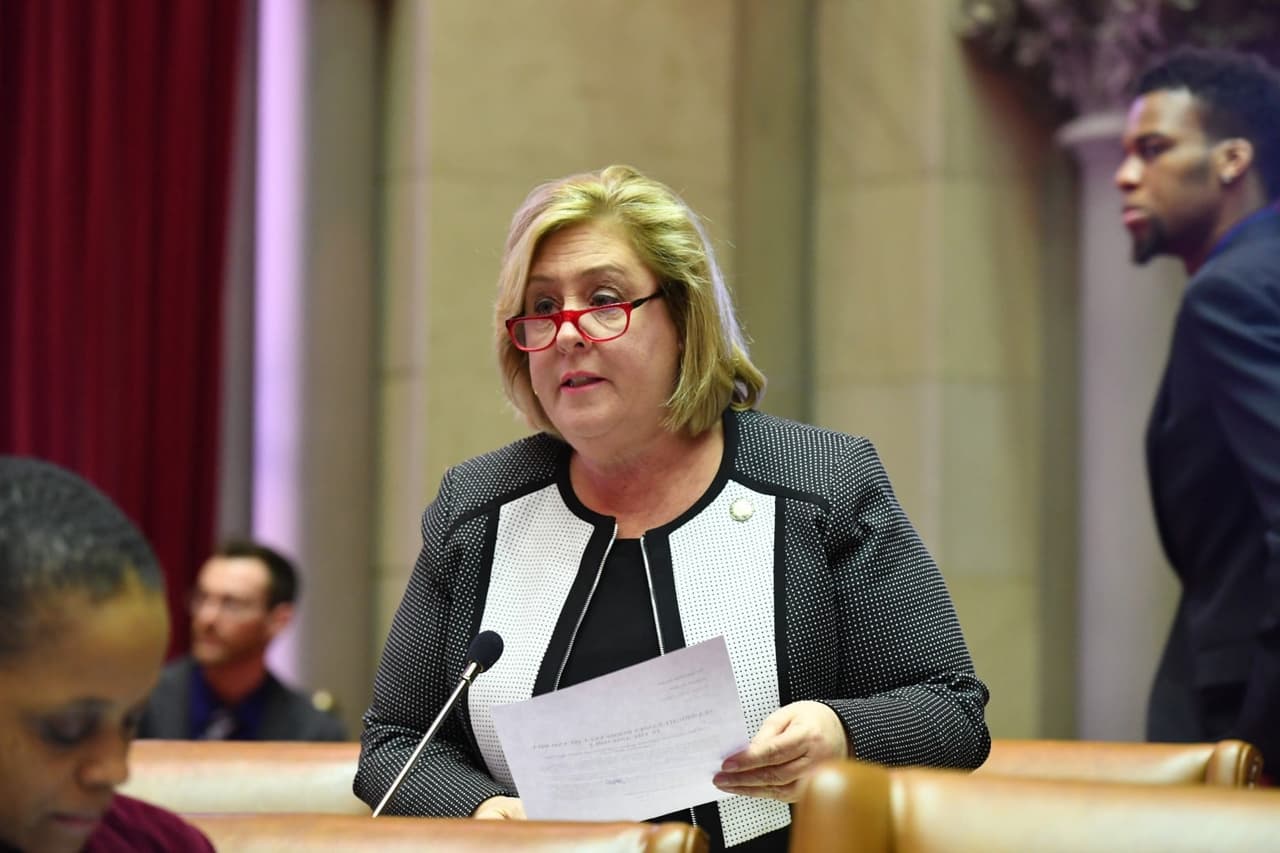 Un error en la inscripción podría impedir a la demócrata Rebecca Seawright pelear su reelección 