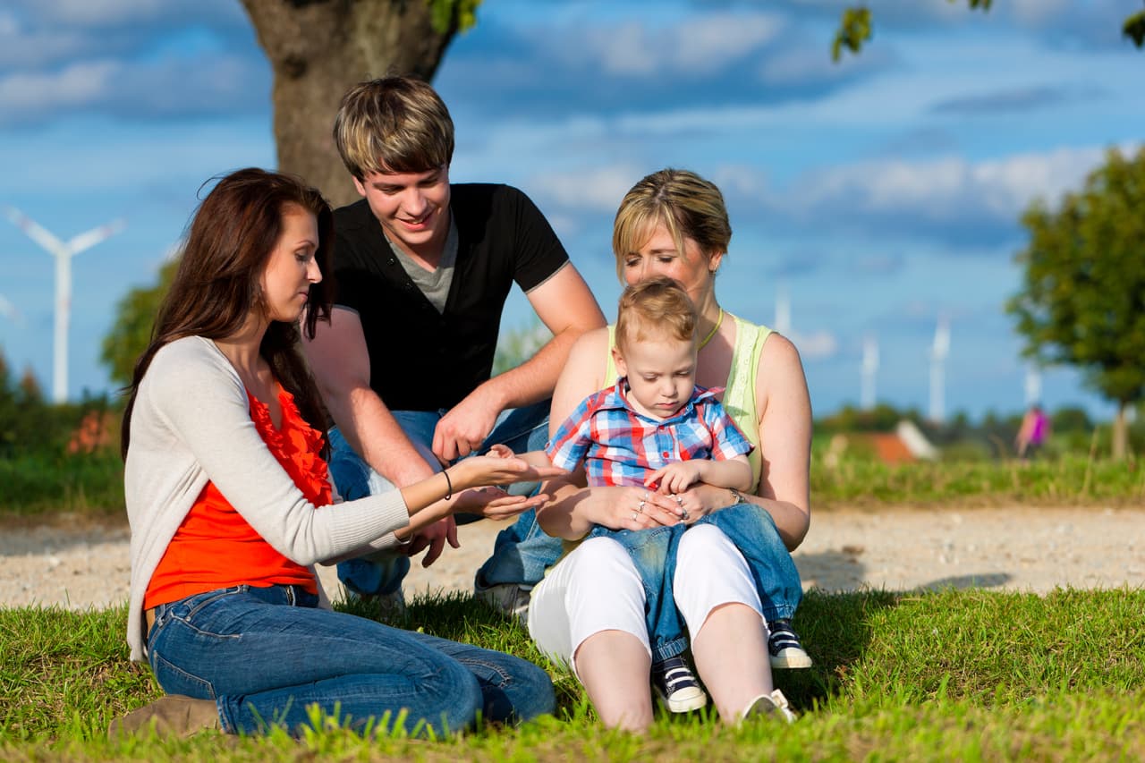 A la larga este tipo de tensiones puede perjudicar la relación con los hijos, lo que llevará a que éstos se vean obligados a decidir entre los padres y la pareja.