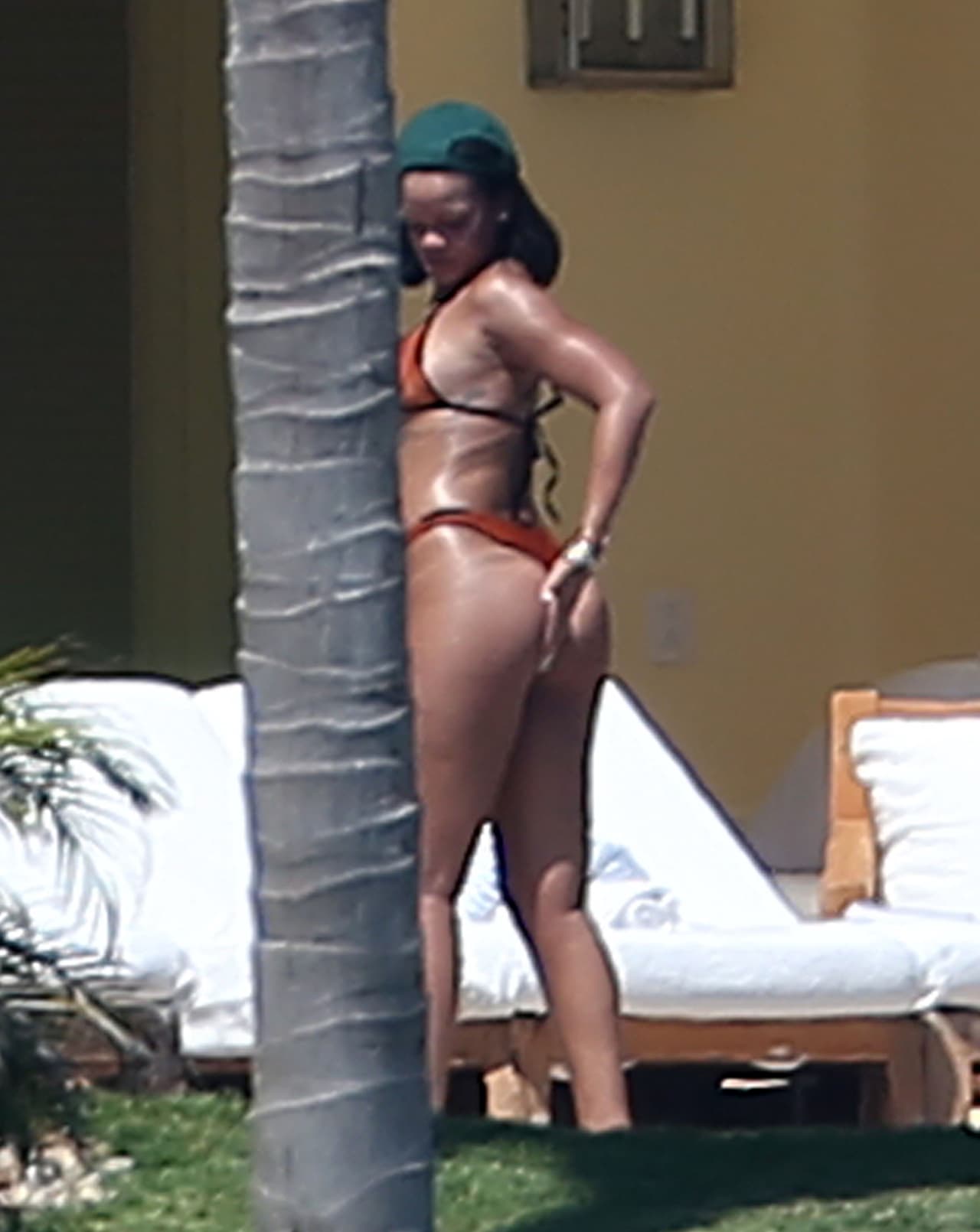 Rihanna pasó unos días de descanso en Casa Aramara, un condominio de lujo en Puerto Vallarta, México.