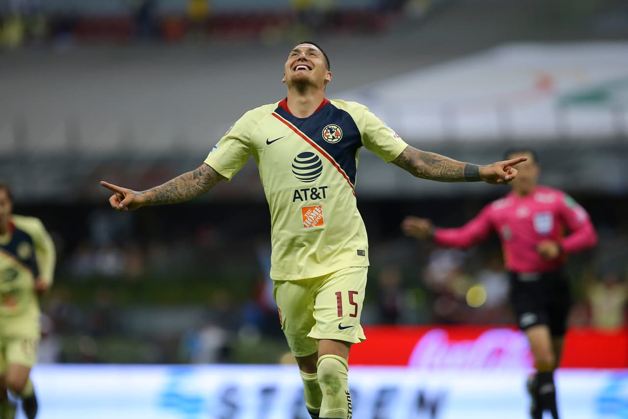 Con su doblete, el chileno Nico Castillo comenzó su camino goleador con la playera Azulcrema, sellando el triunfo sobre Lobos BUAP.