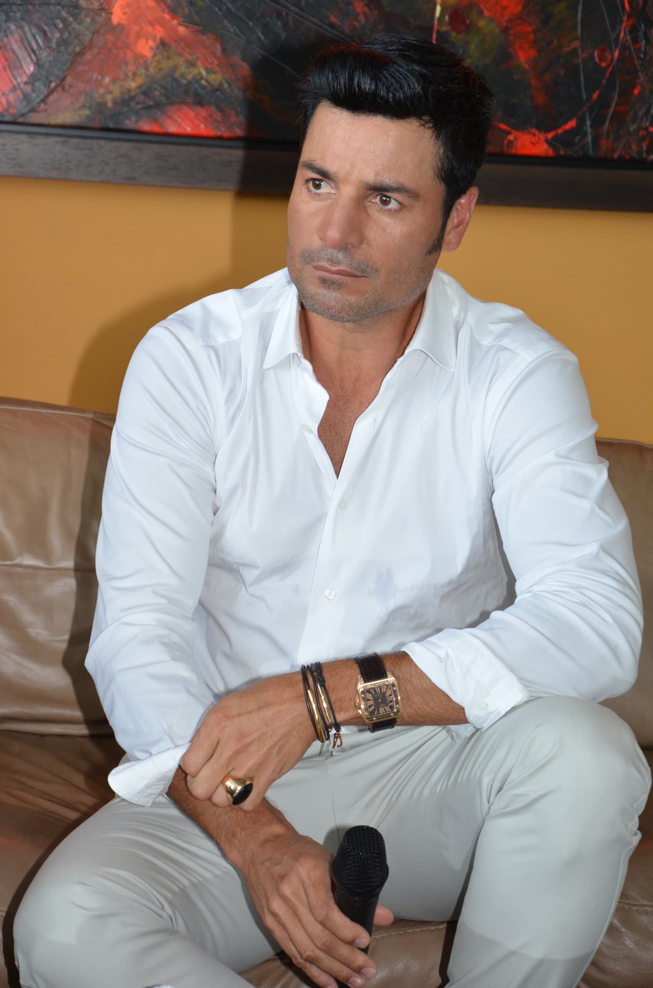 Chayanne: "Triste por lo sucedido ayer en la escuela de Parkland, Florida. Mis oraciones por las familias que están sufriendo. Es hora que nos unamos para prevenir tanto desastre".